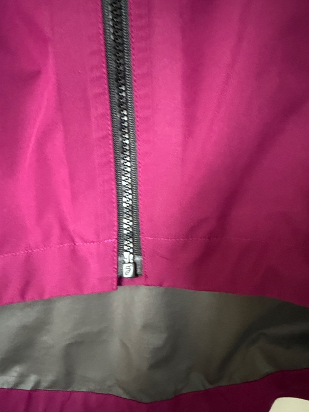 Women's Raspberry Pink GOREWEAR Waterproof Jacket - Picture 5 of 10